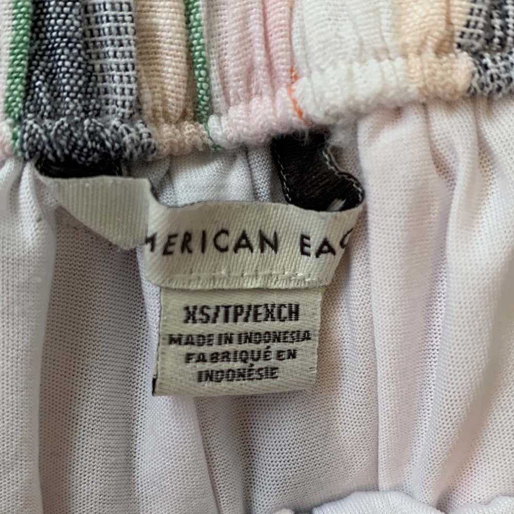 American Eagle XS Striped Elastic Waist Shorts EUC Pink Blue White Green - Picture 4 of 11